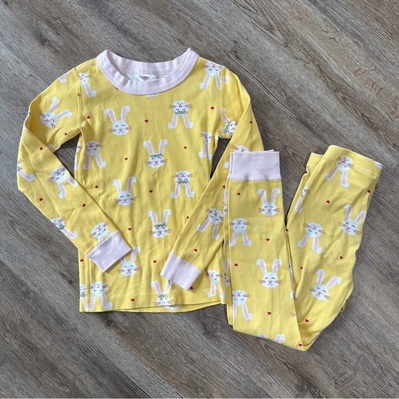 Hanna Andersson Other - Hanna Andersson Easter Girls Pajamas 120 6-7 Yellow White Bunnies Spring